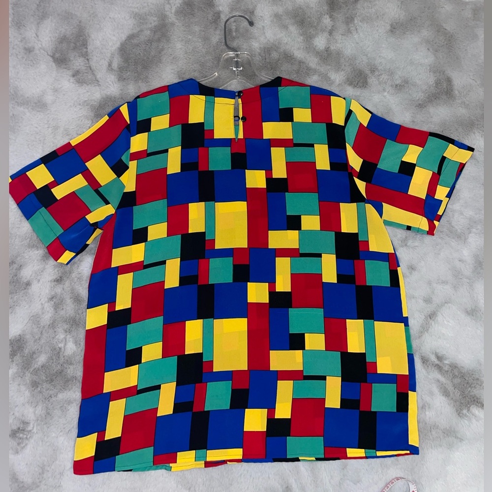 🔰Kathy Che Colorful Geometric Pattern Top - Picture 6 of 6
